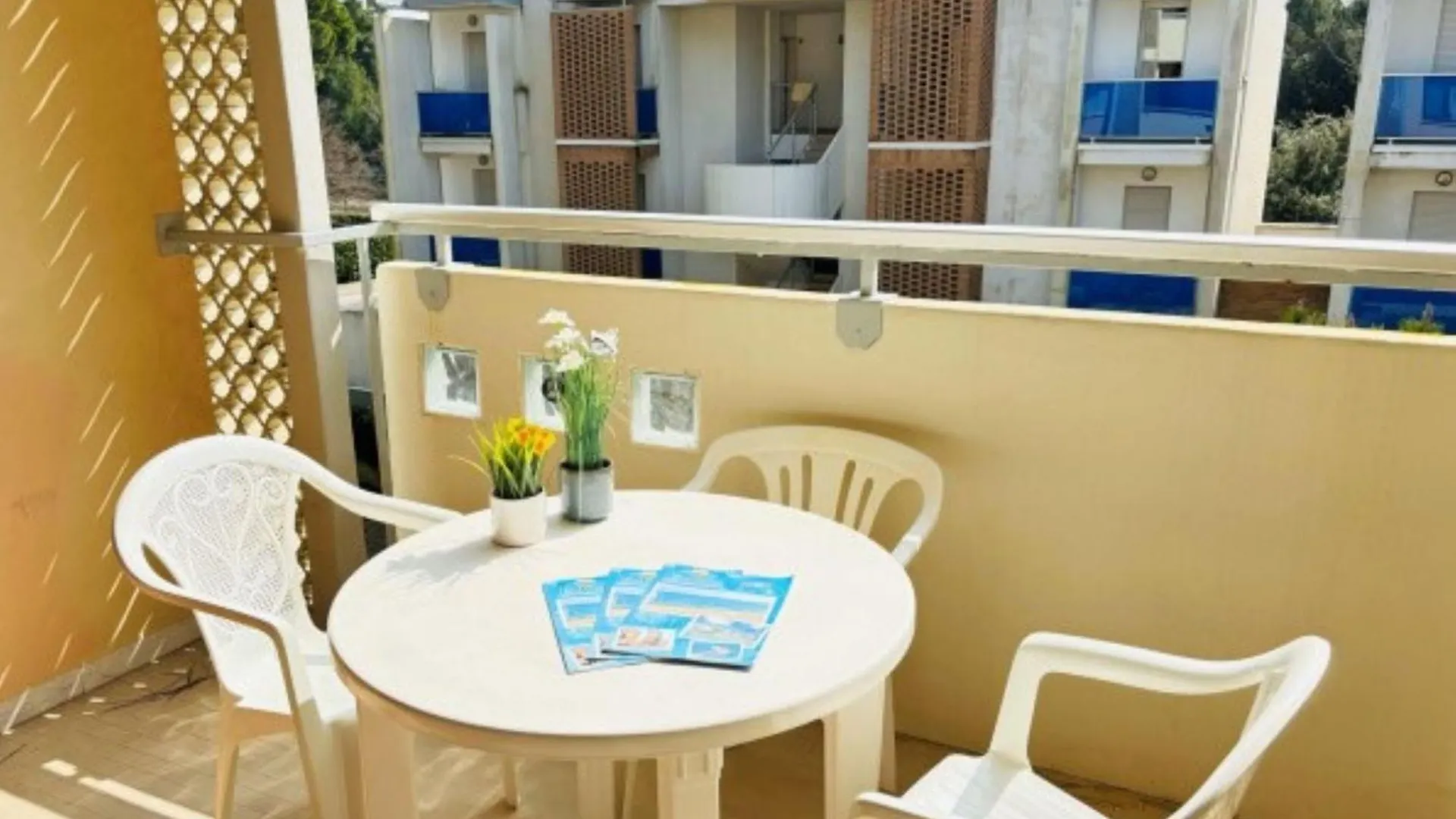 Flat With Sunny Terrace Close To The Beach location